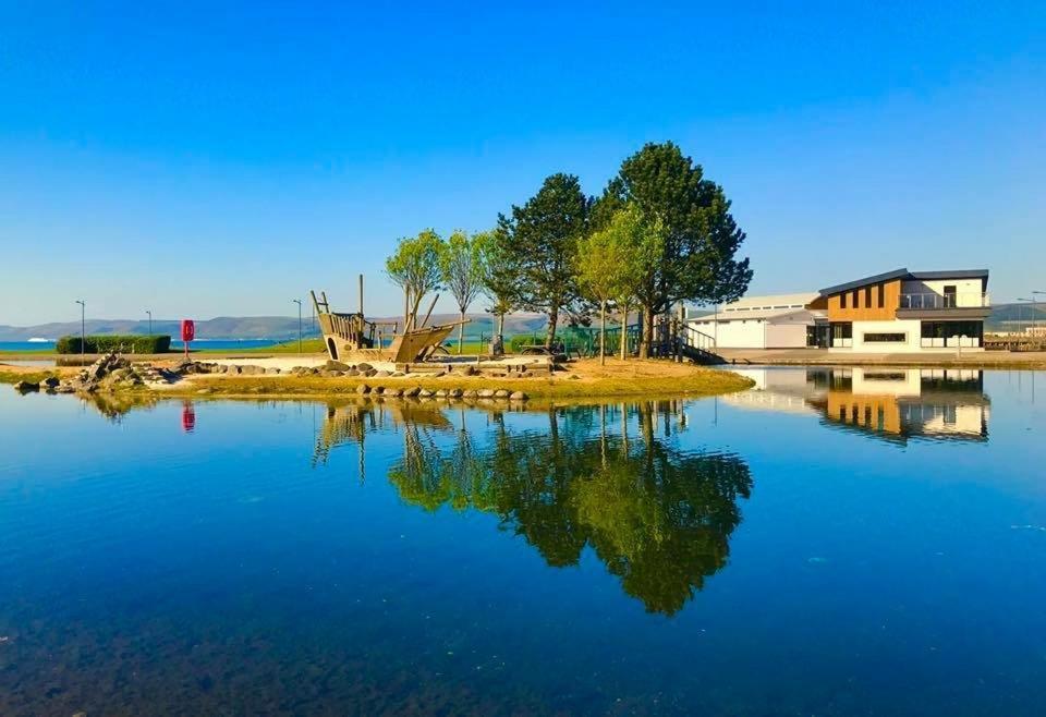 Bunnahabhain 5 - Farm Stay - Stunning Sea And Rural Views Stranraer Buitenkant foto